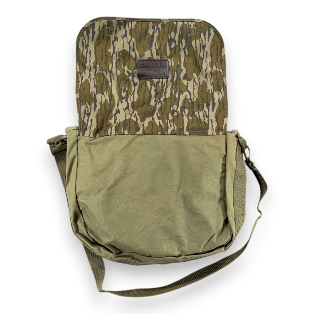 NWFT Bag Green Camo Mossy Oak Messenger Strap National Wild Turkey Federation