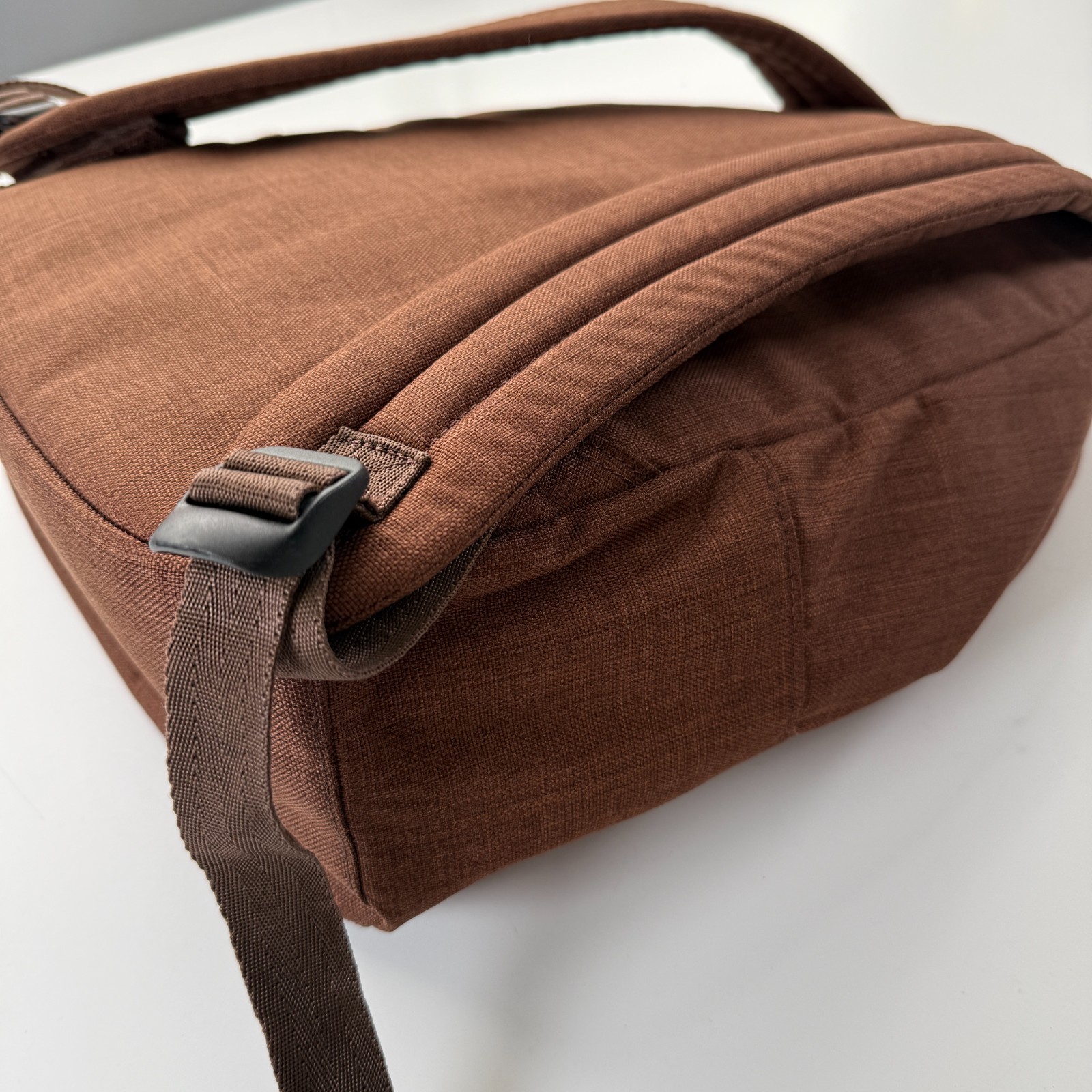 ELECTRIC VISUAL Laptop Padded Backpack Adult Brown 3 Compartments Everyday Bag