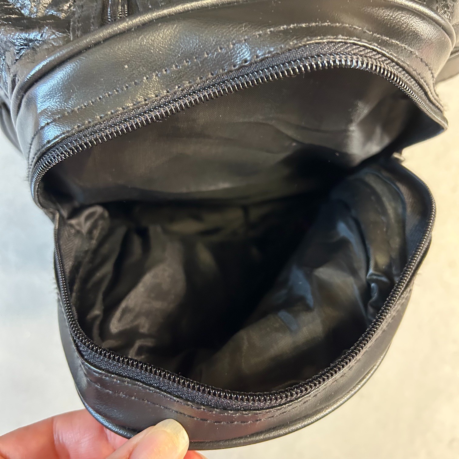 Vintage Genuine Leather Quilted Small Gym Weekender Travel Overnight Duffle Bag