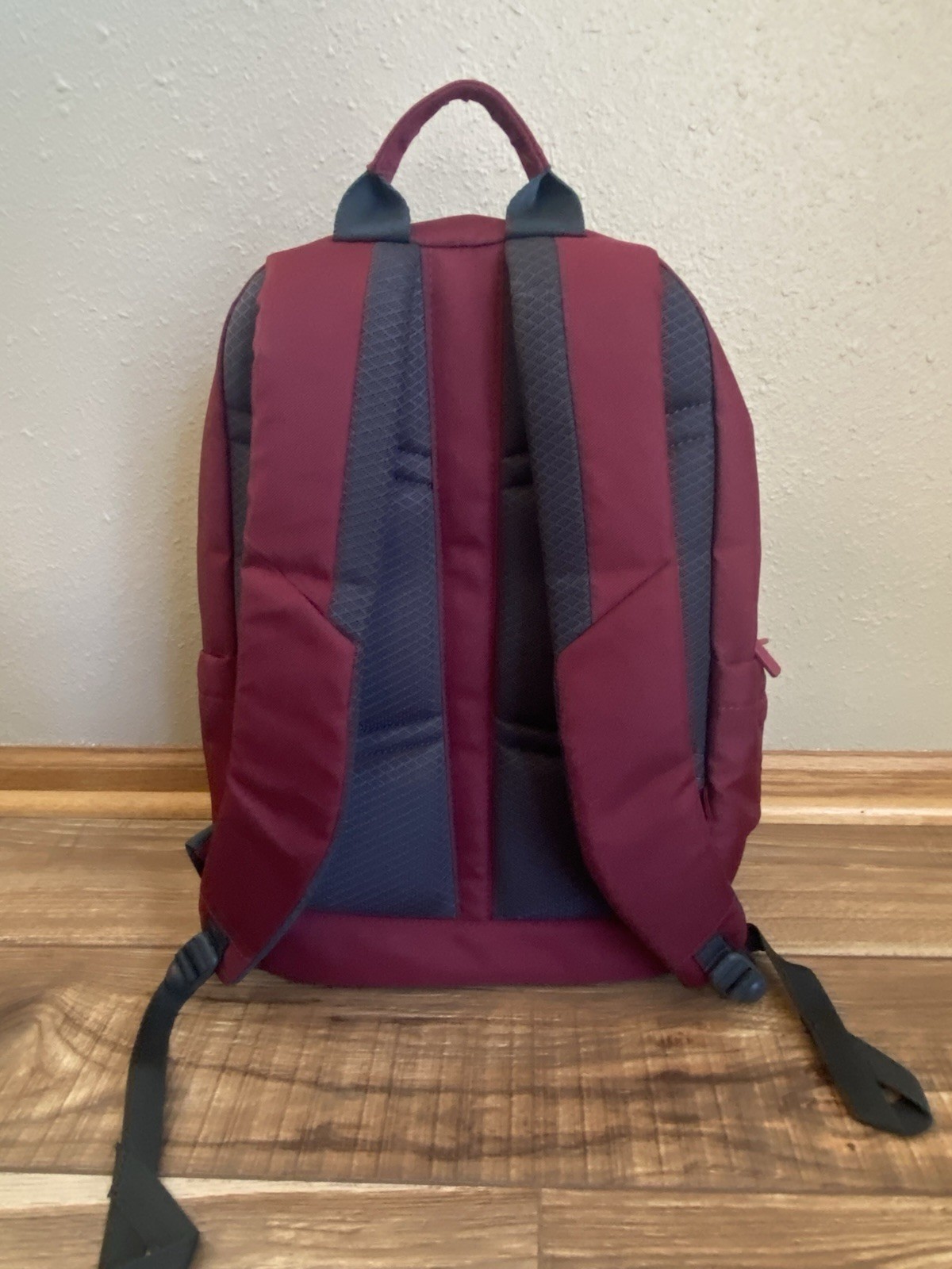 Made by Design 17” Back Pack Laptop Bag Travel Carry On Bag Red