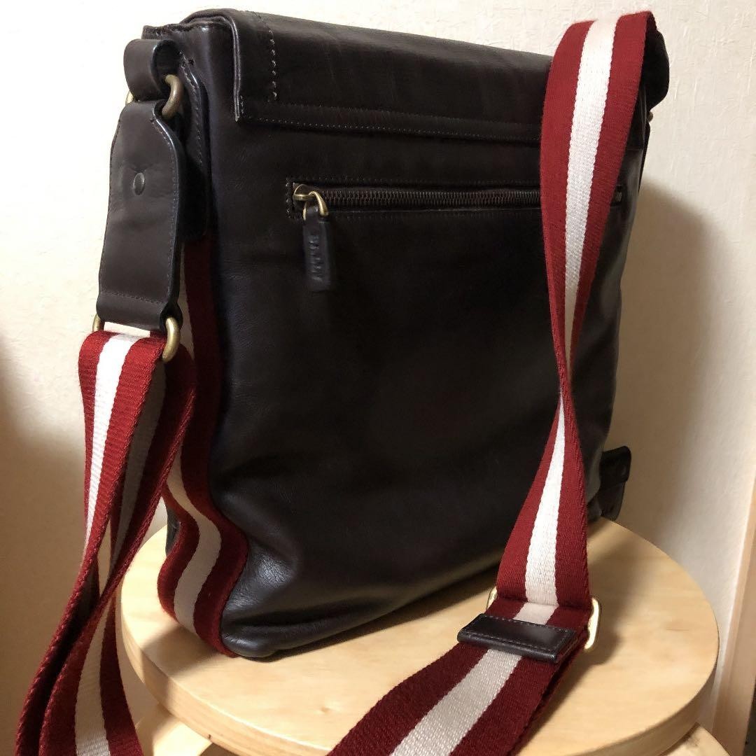 BALLY Authentic Luxury shoulder bag 30×32cm Designer Iconic leather brown