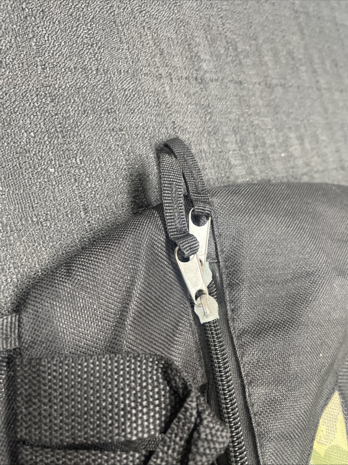 Zoo York ZY Sling Bag Backpack Black Camo Logo Zipper Daypack NY Skate