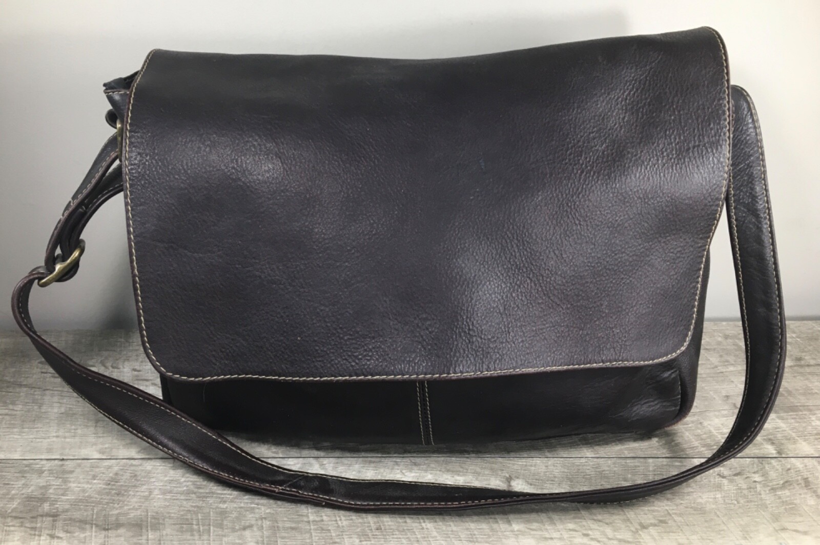 Made in Colombia Brown Leather Briefcase Shoulder Bag Messenger School Vintage