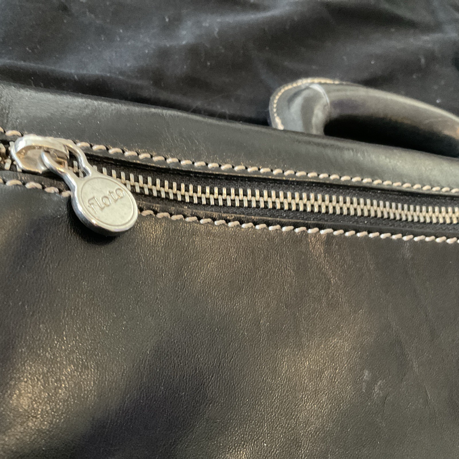 Floto Milano Italian Leather Briefcase with Key and Strap Bulk