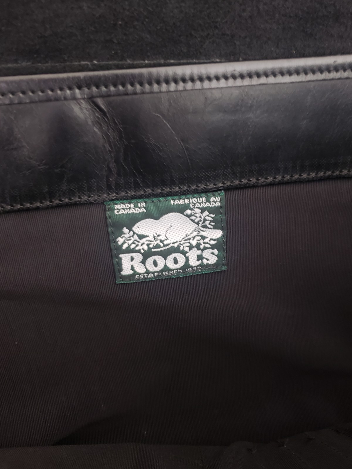Roots Canada Black Leather Messenger Bag Briefcase Pontiac GMC Logo Beaver Tag