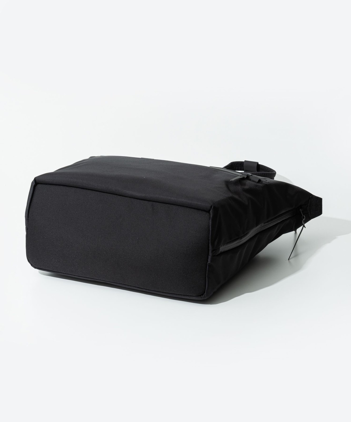 BLACK EMBER WPT TOTE Tote bag for men, bag for business commuting 110008