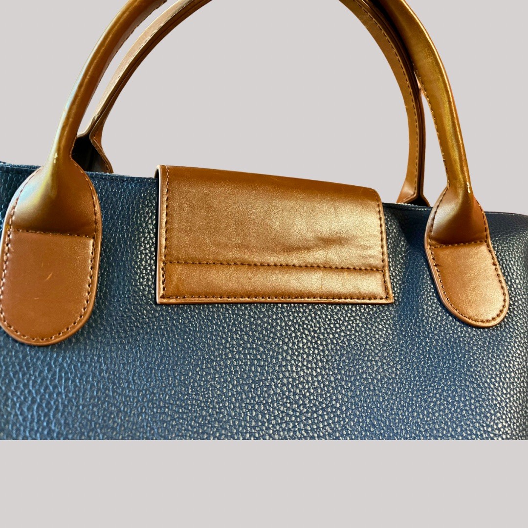 Brouk & Co Alpha Duffle Weekender Bag Vegan Pebbled Leather Navy Blue Brown Trim