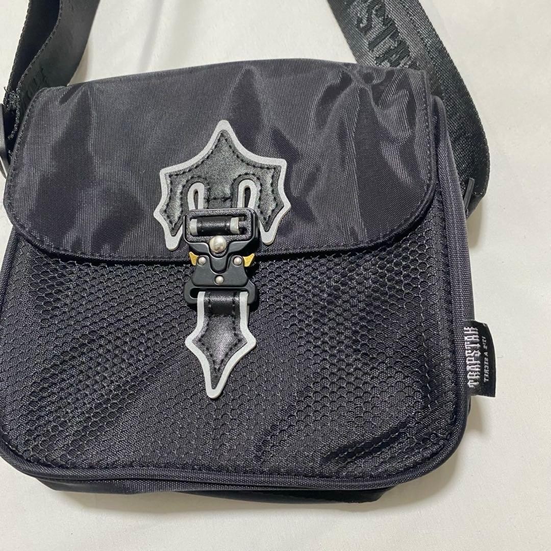 Trapstar Irongate T Crossbody Bag Reflective Logo
