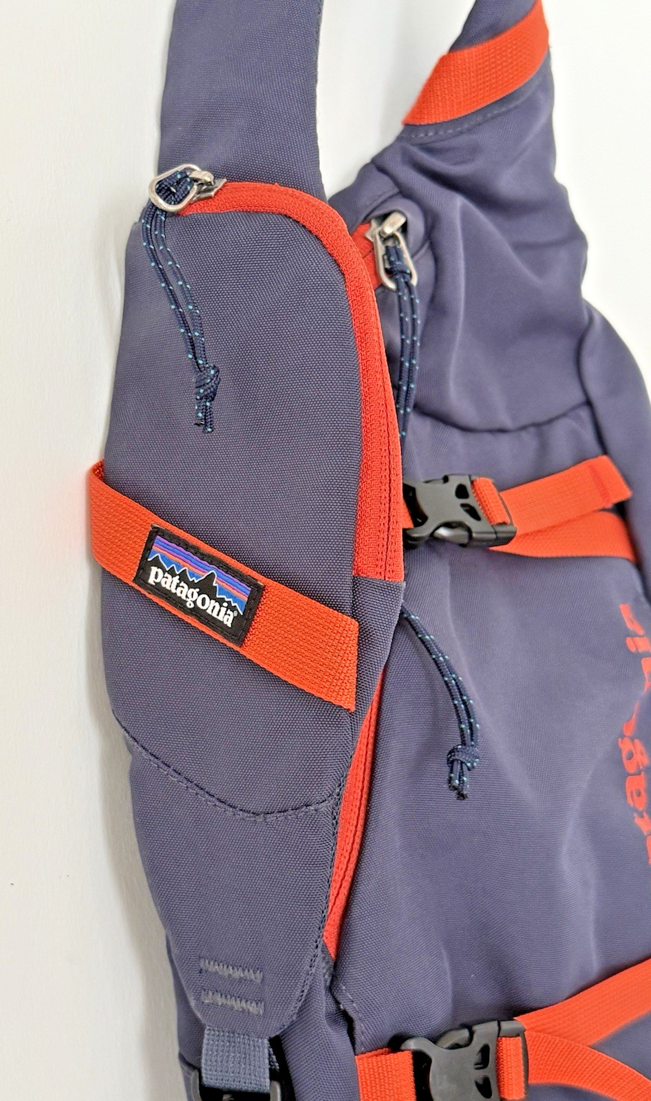 Patagonia Atom Sling 8L Backpack Crossbody Daypack Navy Orange Hiking Travel