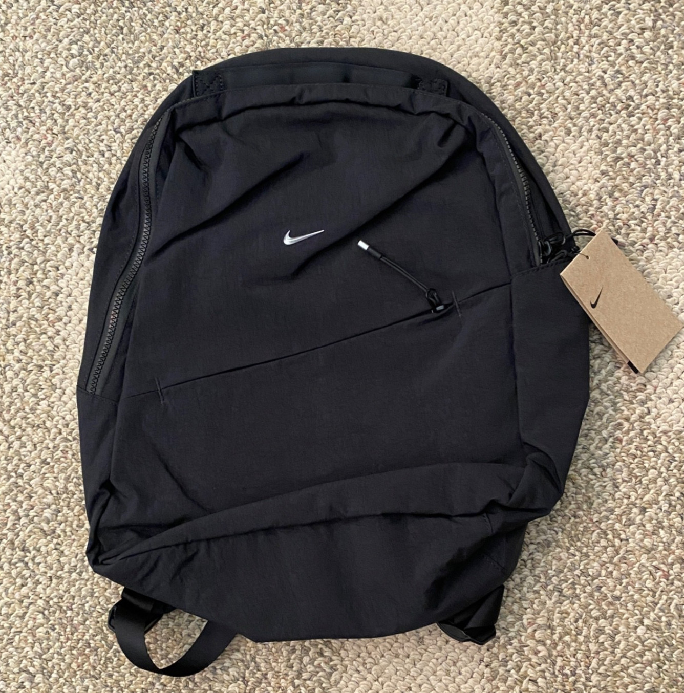 Nike Aura Backpack School Bag Travel HF7007 Adult Black $70 12″ W x 17″ H x 6″ D