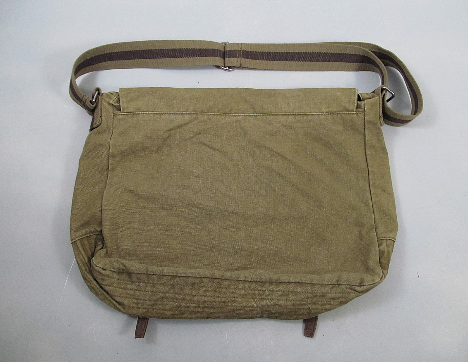 American Eagle Outfitters Y2K Canvas Messenger Bag Army Khaki Vintage Utility