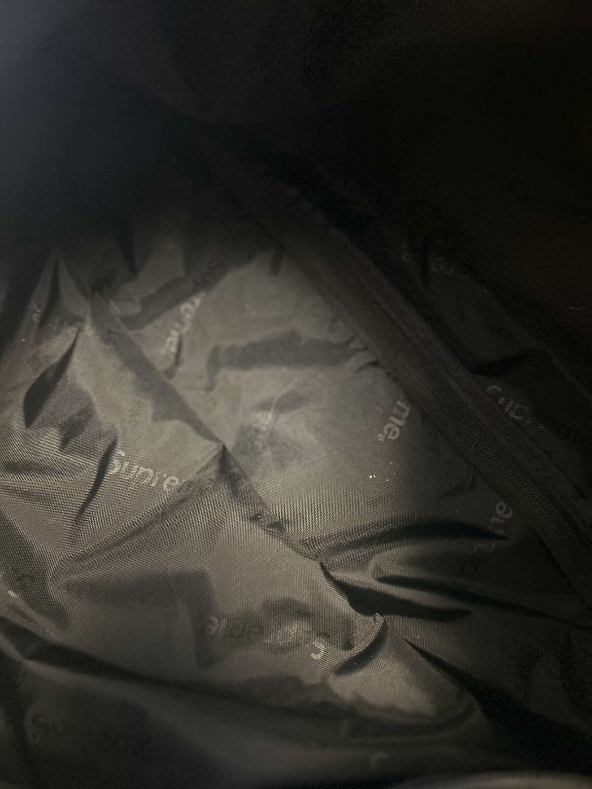 FW19 Supreme black duffle bag messenger box logo Cordura Duffel