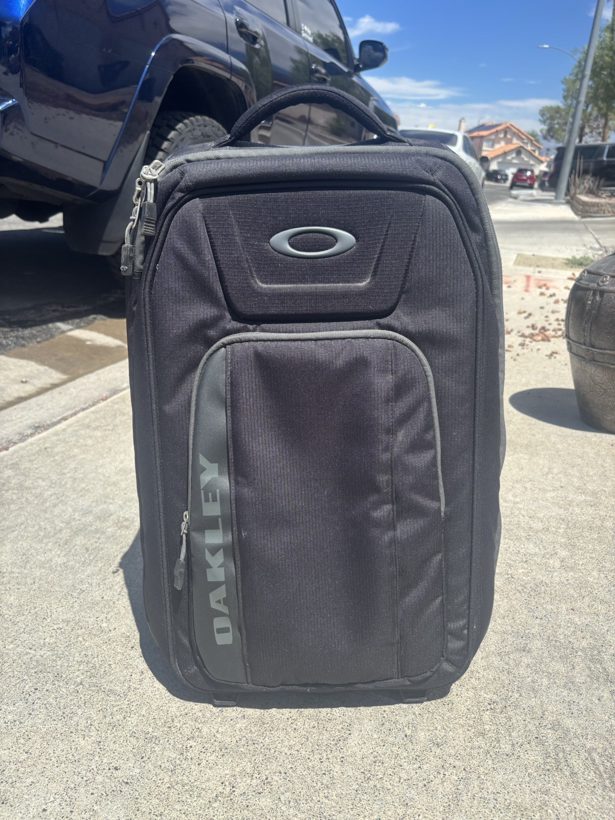Oakley Travel Bag
