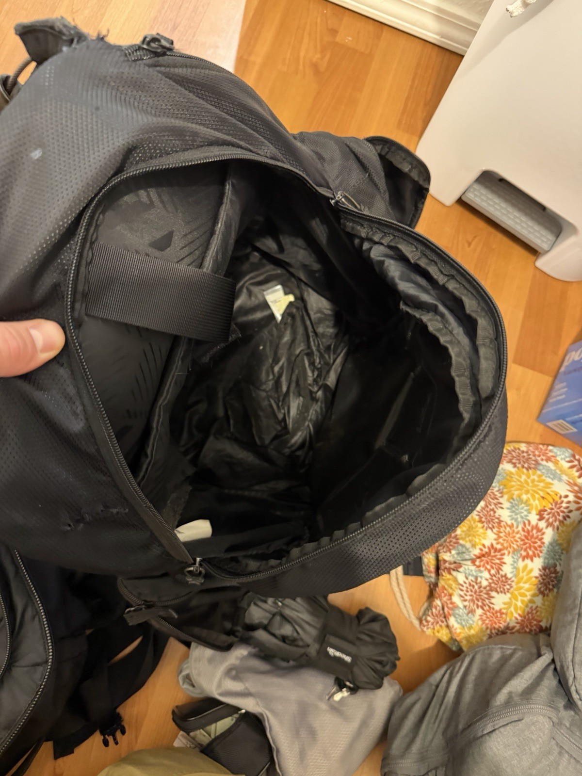 Oakley Stealth Black Kitchen Sink Backpack Heavy-Duty Travel Bag