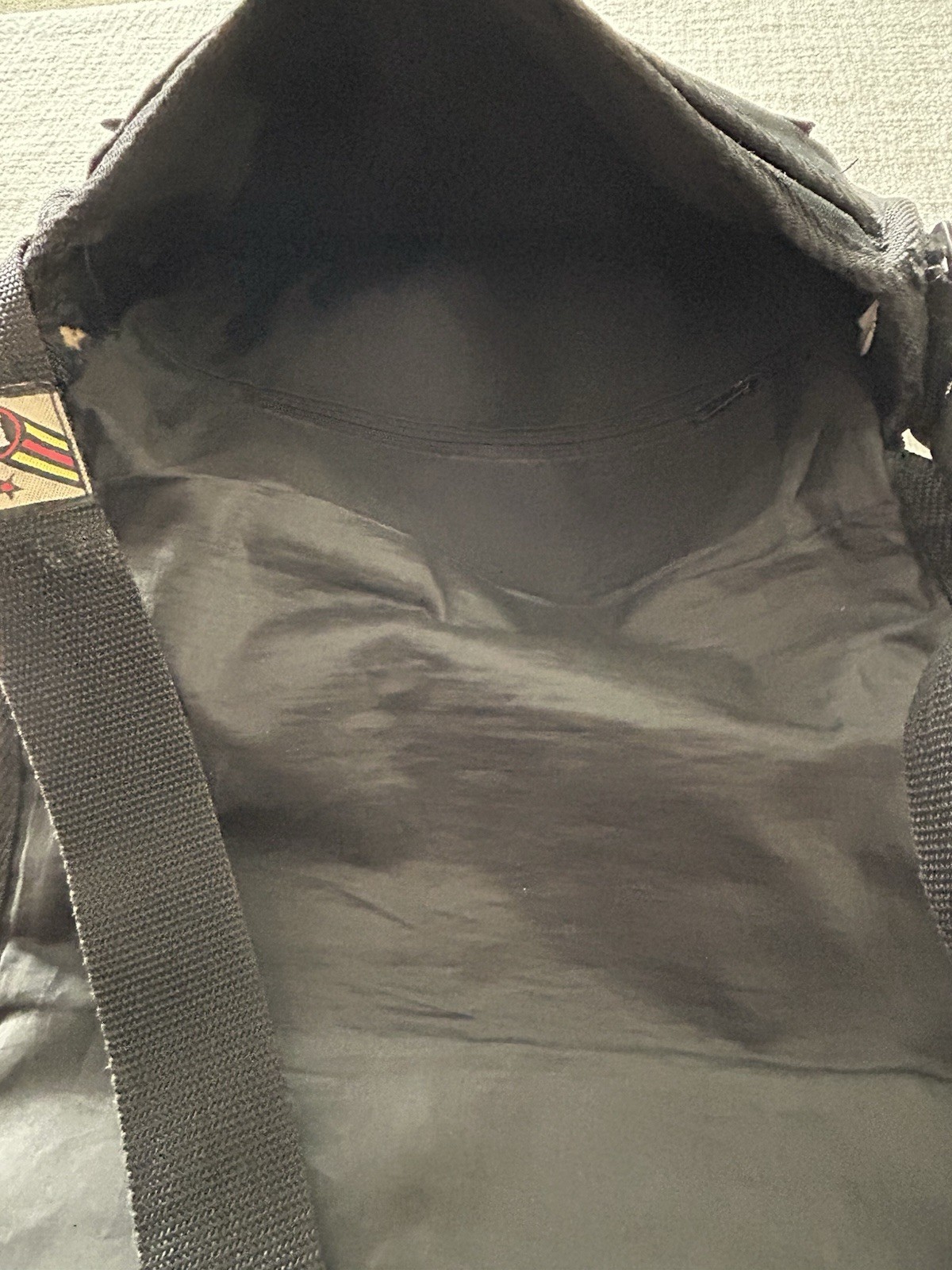 L’Egent 2000 Black Canvas Messenger Bag Crossbody 90’s Vintage Y2K 10 X 12 Inch