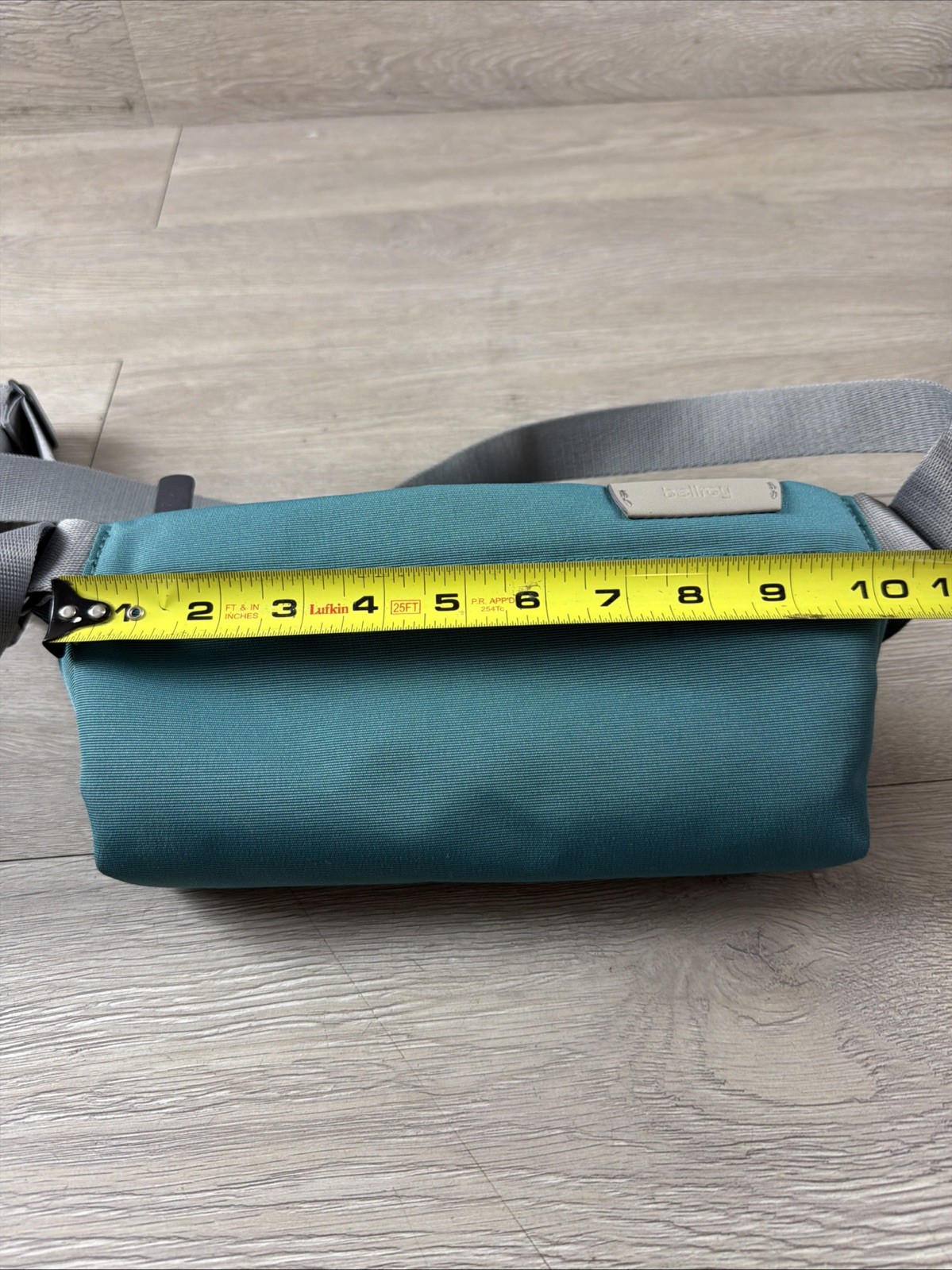 Bellroy Mini Sling Bag (Slim Crossbody Bag For Men & Women) Green Teal EUC