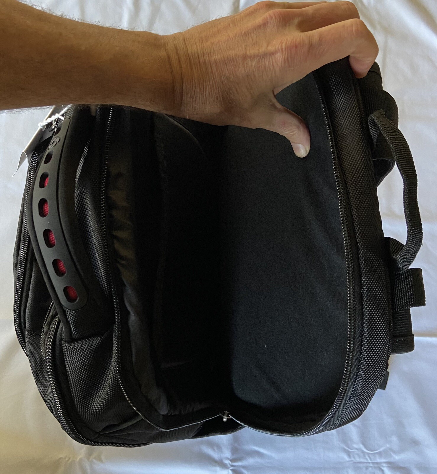 Samsonite Tectonic PFT 17.3” Laptop Tablet Backpack Black/Red 4 Zip Pockets