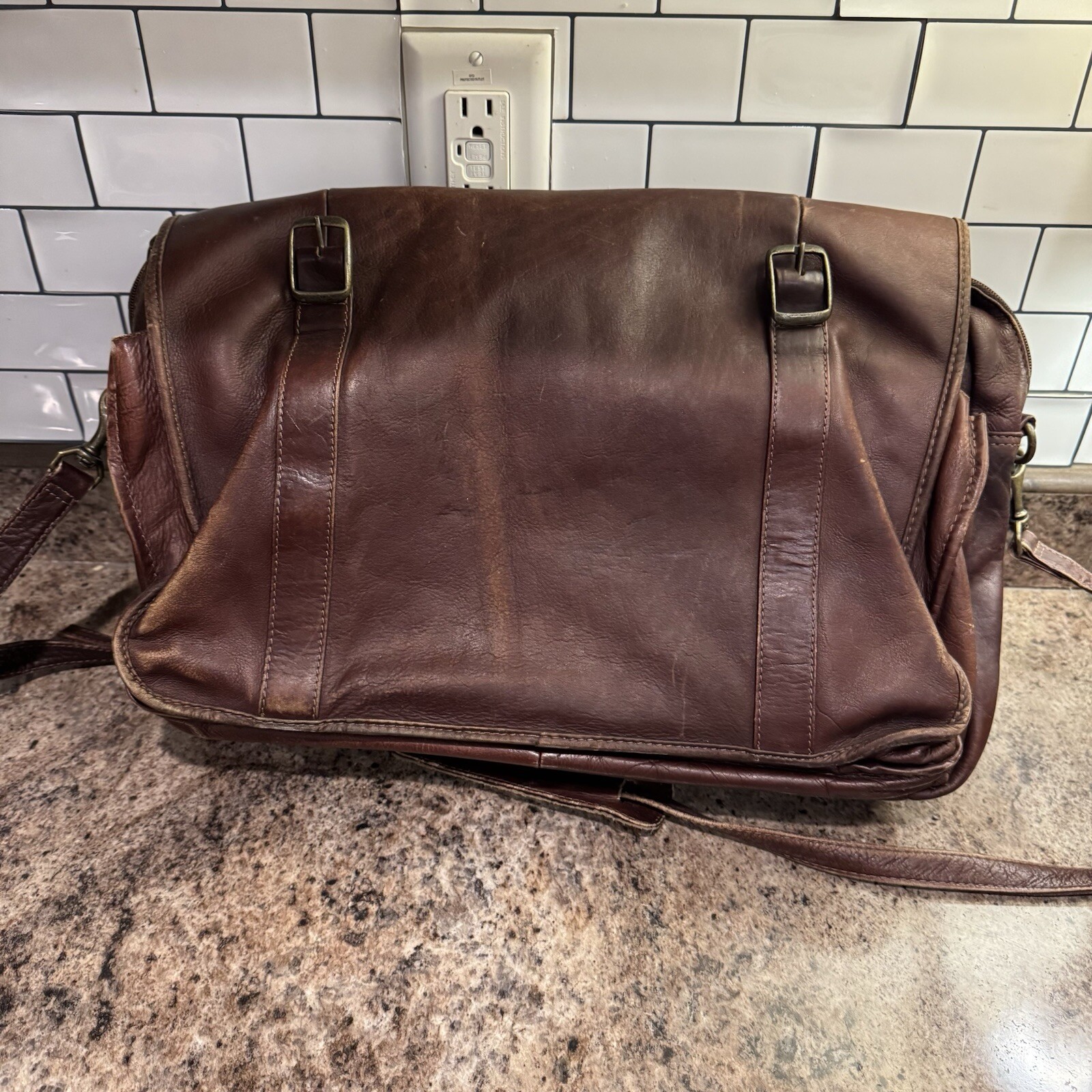 PM4 Manufacturas Quintero Colombia Brown Genuine Leather Laptop Messenger Bag