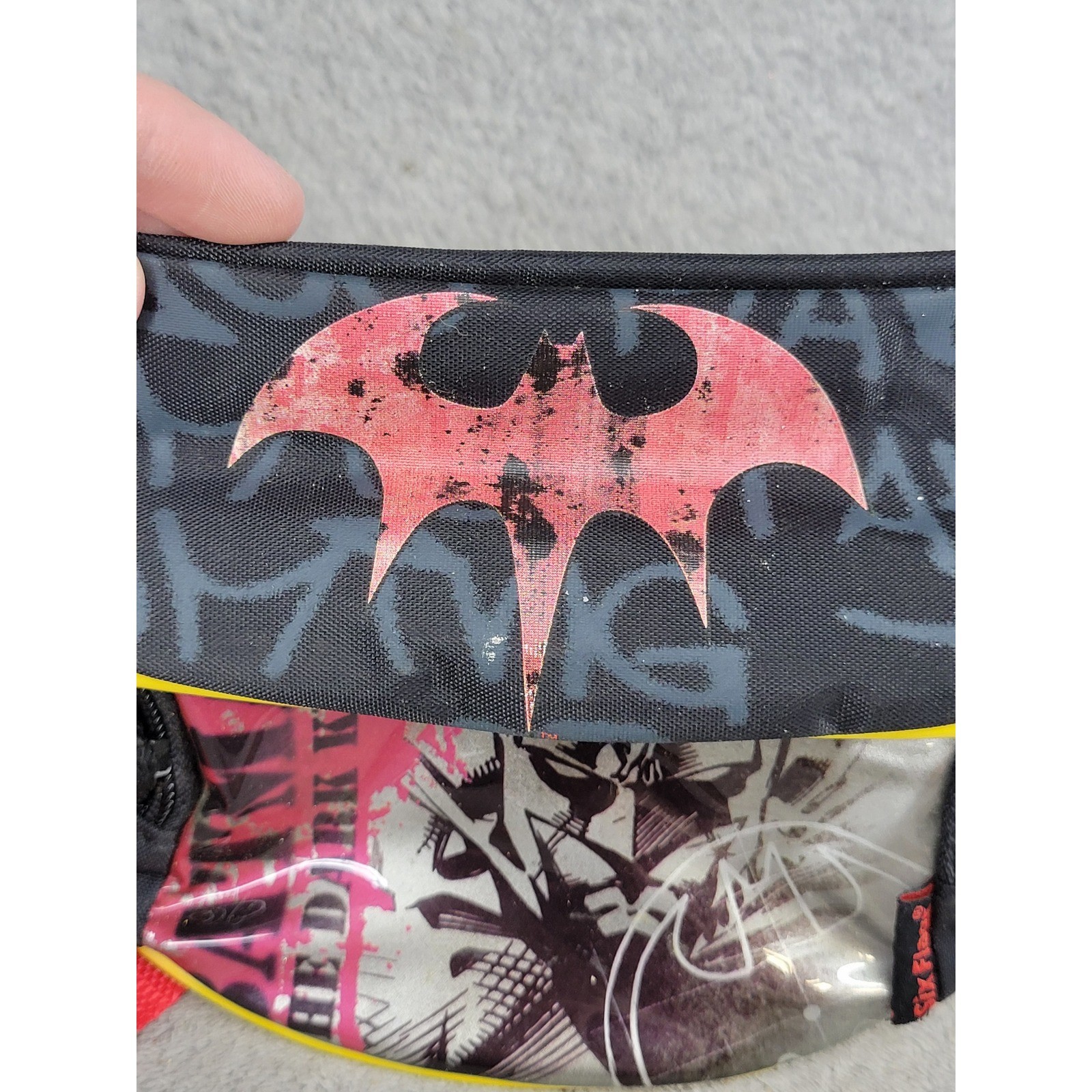 Six Flags Batman The Dark Knight Fanny Pack Waist Bag Black Red Yellow DC Comics