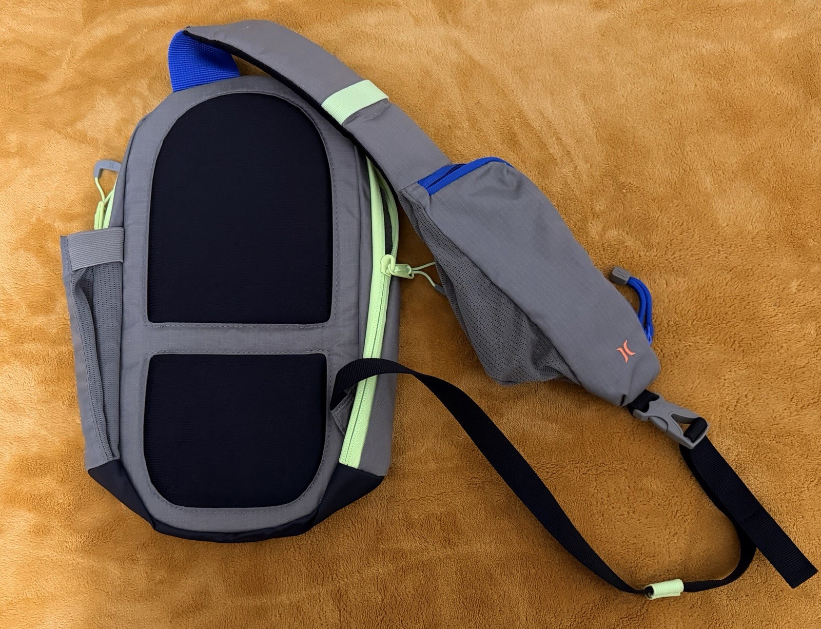 Hurley Small Crossbody Sling Bag Gray Blue Green Zip Water Resistant Pockets