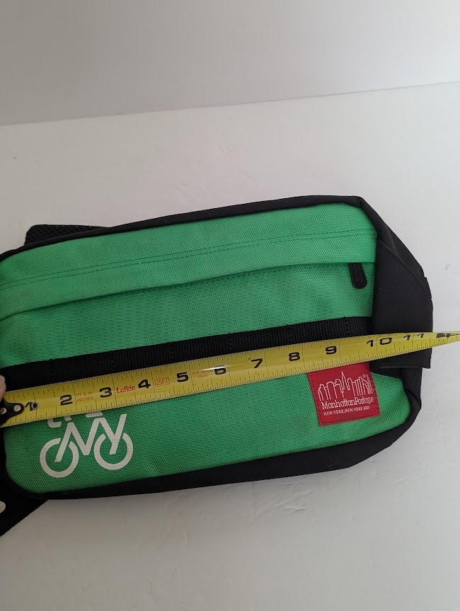 Manhattan Portage Zippered Cycle Pouch 11 x 7″ Green & Black