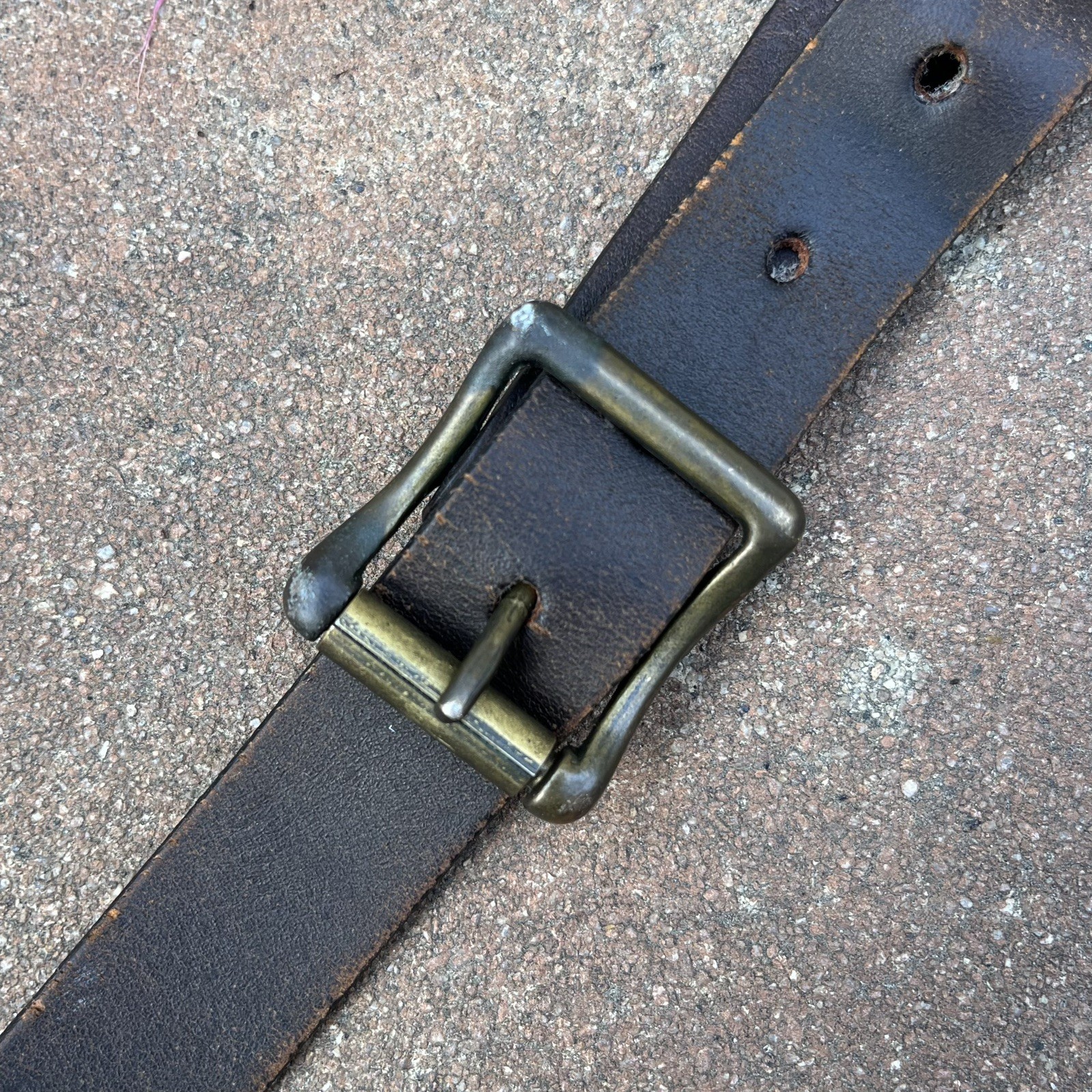 VTG Filson Bridle Leather & Brass Shoulder Strap | Short “Talon Era” Excellent