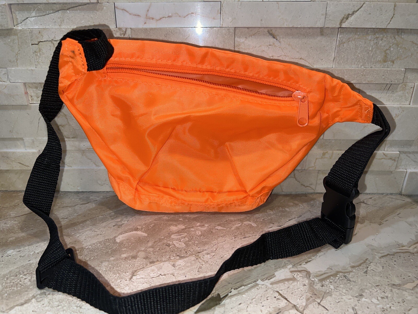 SIX FLAGS GREAT AMERICA Hot Neon Orange Fanny Pack Retro