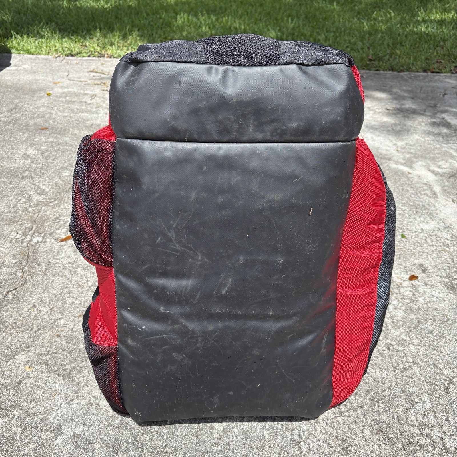 Vintage Oakley Icon 2.0 Duffle Bag Red Black Hot Tub Software Vintage JUMBO XL