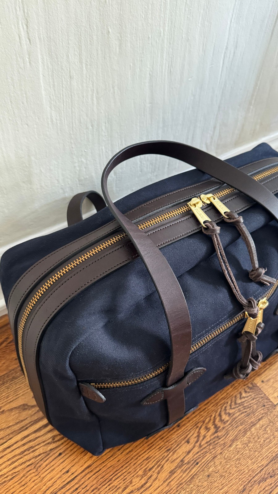 Filson Small Rugged Twill Pullman Suitcase Navy Made in USA Rare Outstanding