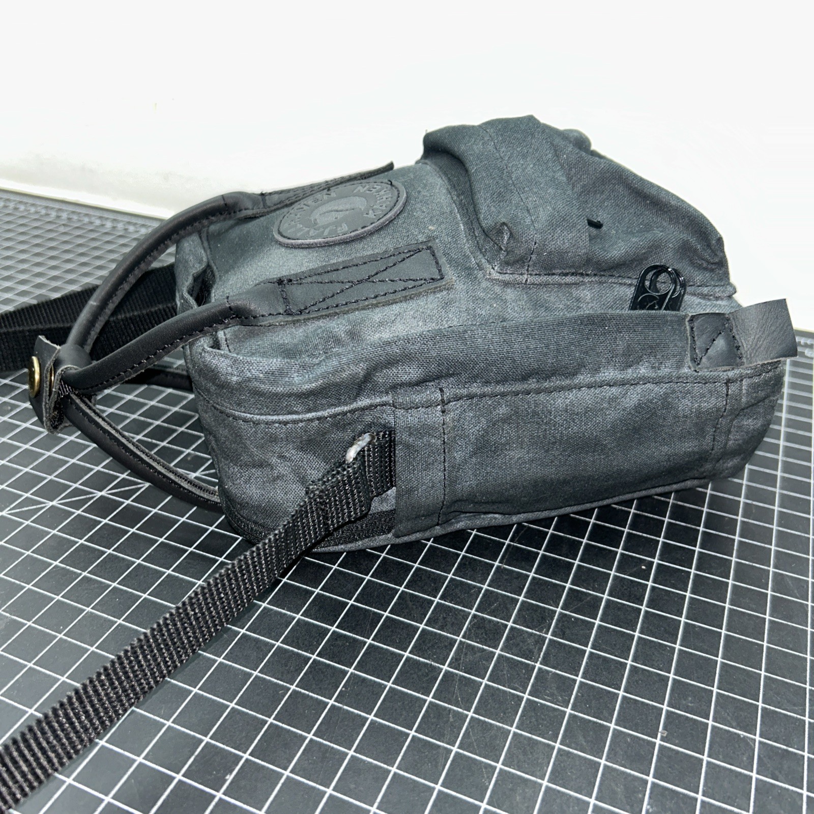 Fjällräven Kånken Mini Backpack Black 7”x8”x3”