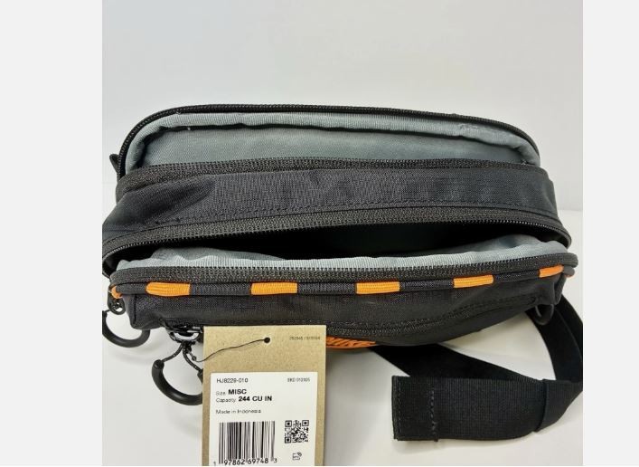 Nike Hayward Patrol Crossbody Bag 4L 9.5”x 16” x 5″ Men’s Women’s Boy’s New