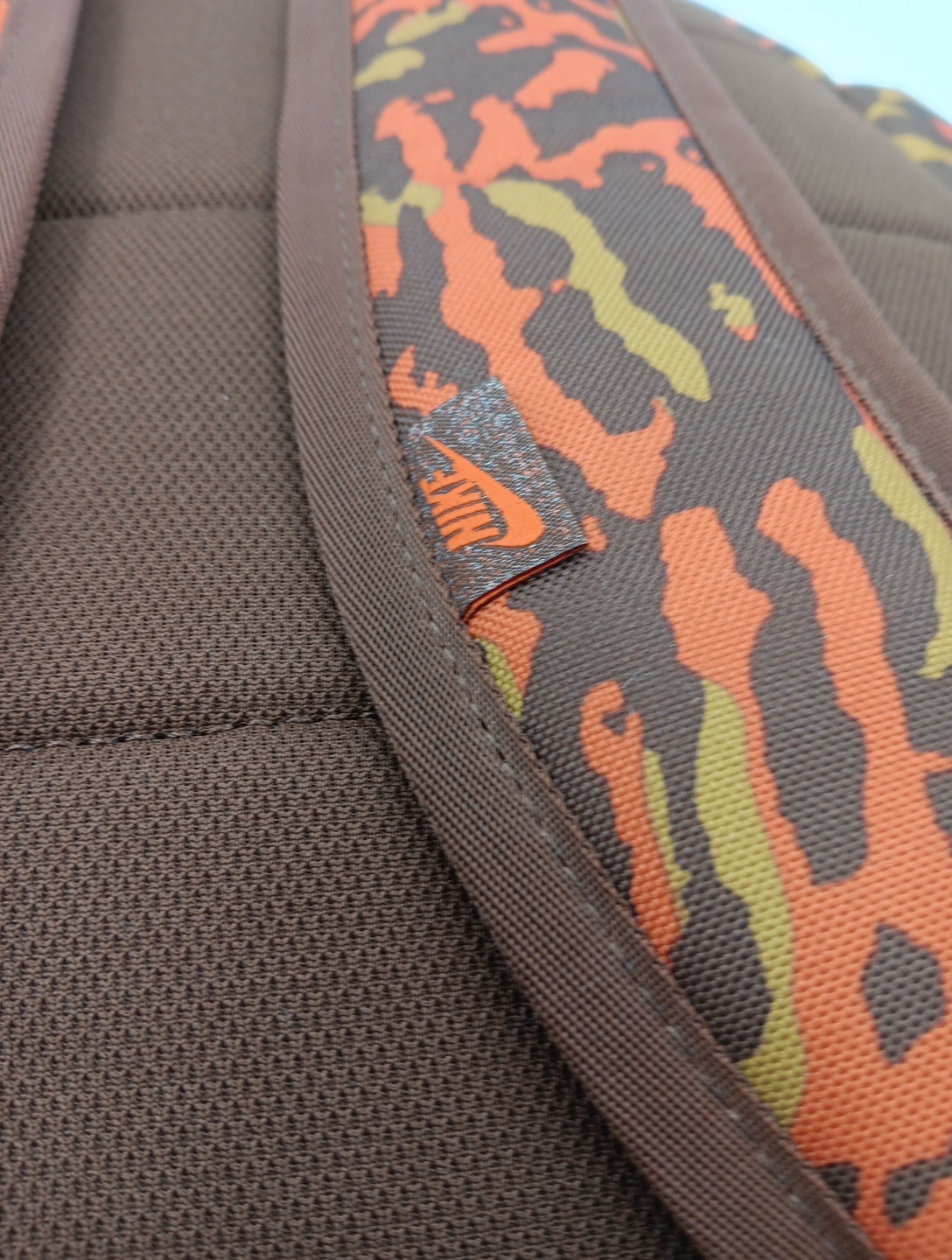 Nike Heritage Caminal Backpack 25L Cacao Wow Animal Print FB2839-259