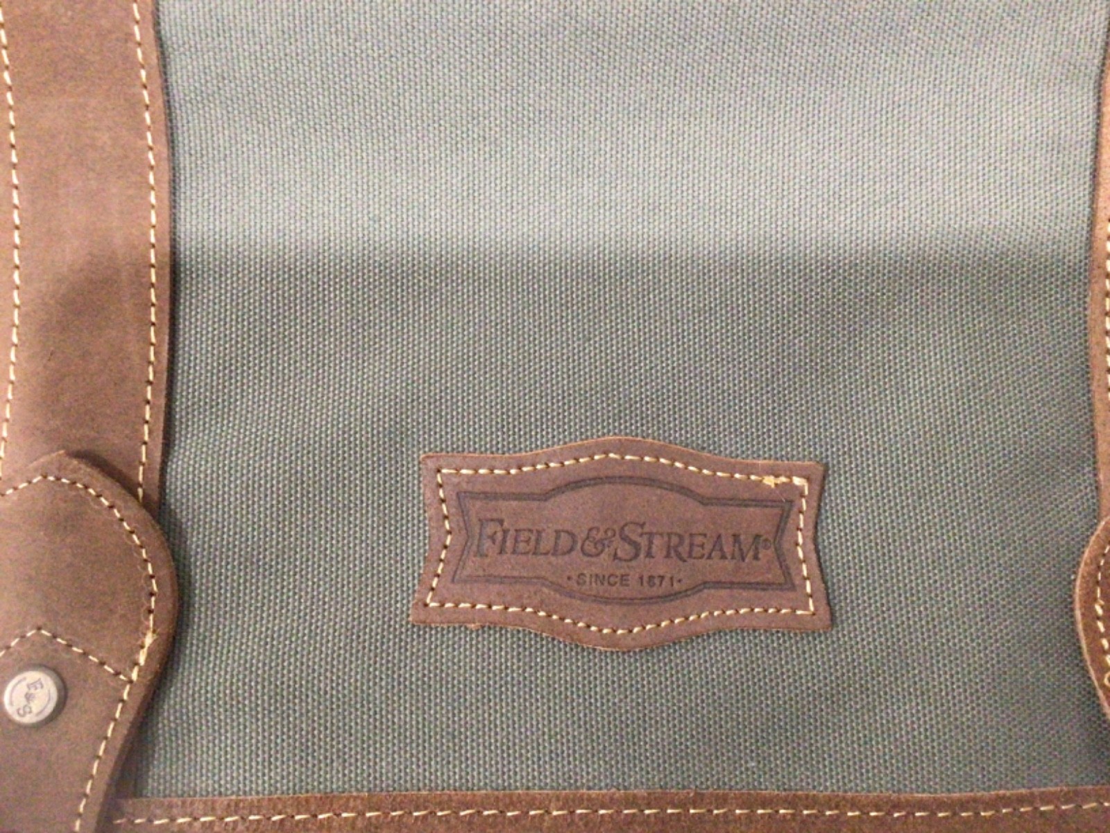 Field & Stream Vintage Gear Messenger Laptop Bag Briefcase Canvas Olive