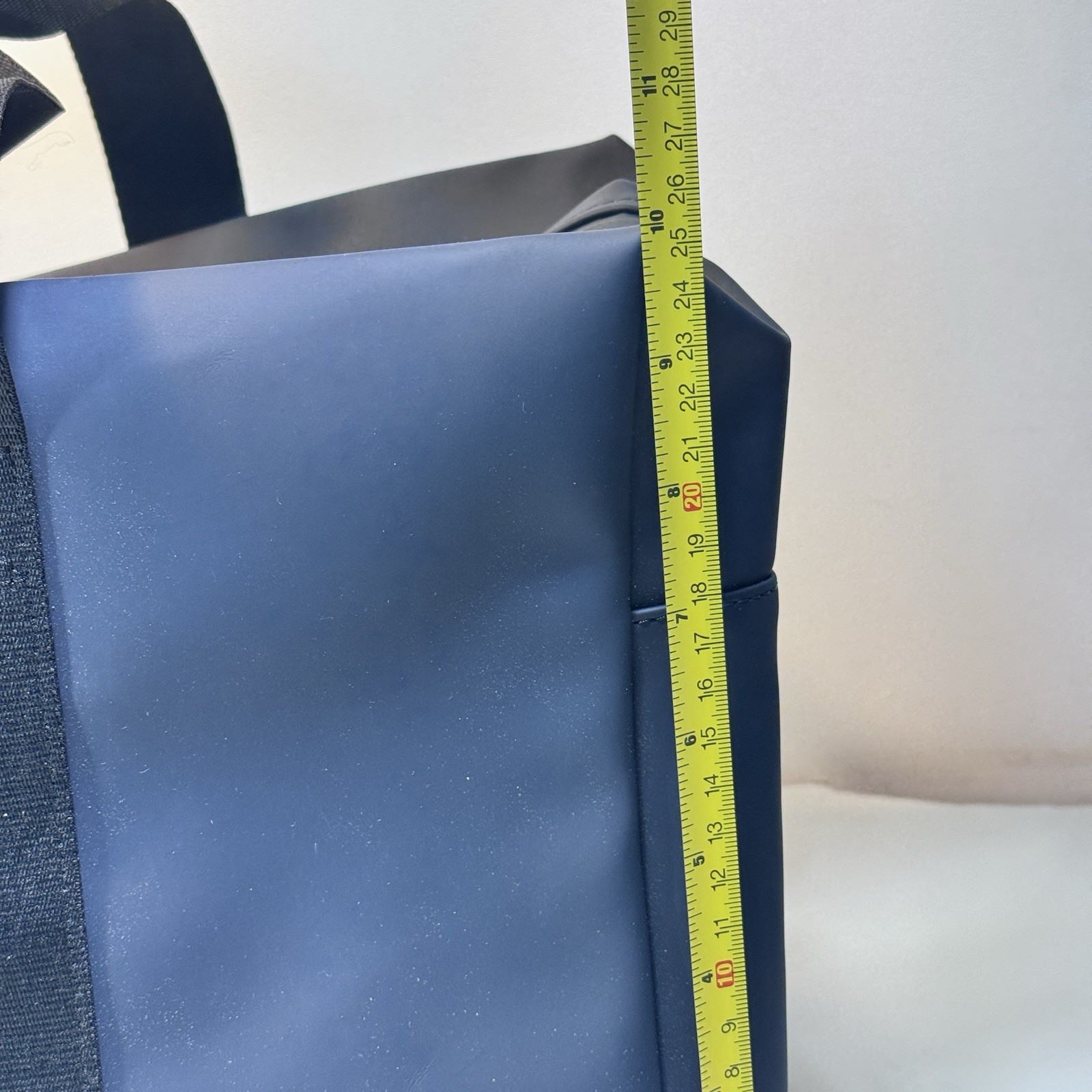 Rains HiLo Weekend Gym Bag Large Branded 19.5 x 10 x 9 Blue Waterproof