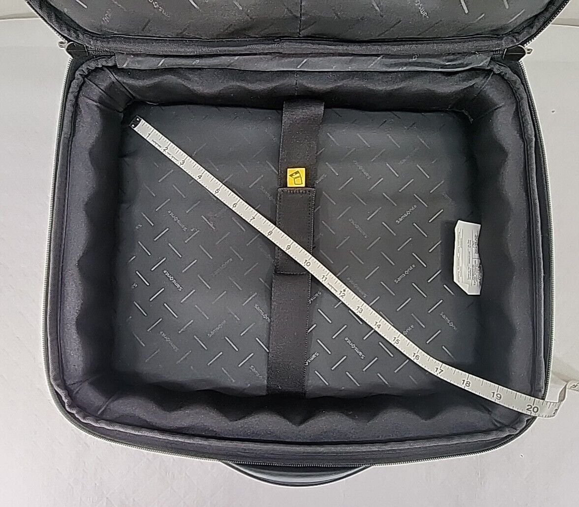Samsonite Proteo Formal Briefcase 14”x17.5″x4″ Black Business Luggage