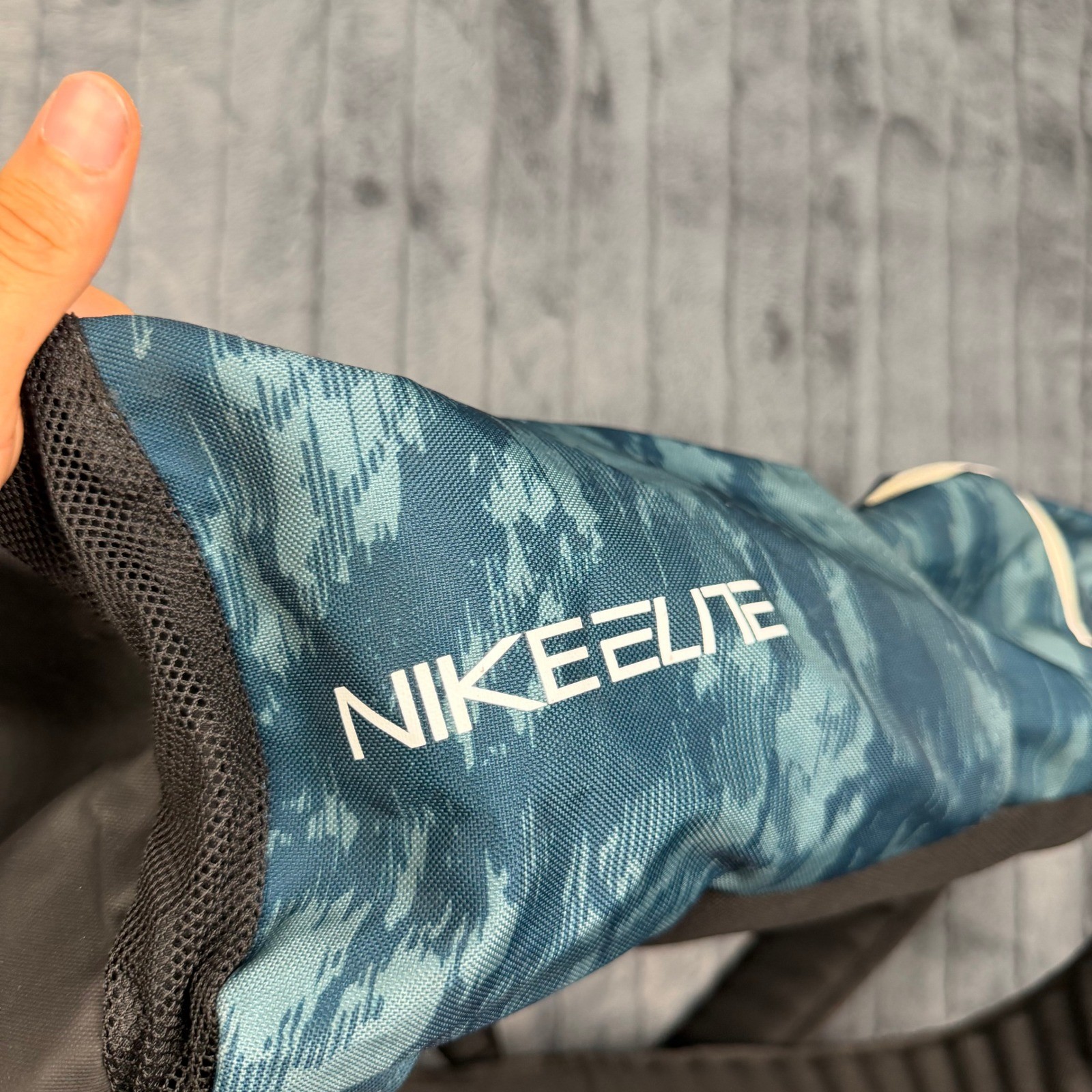 Nike Hoops Elite Max Air Team 2.0 Backpack Blue Camo Quad Zip BA5259-424