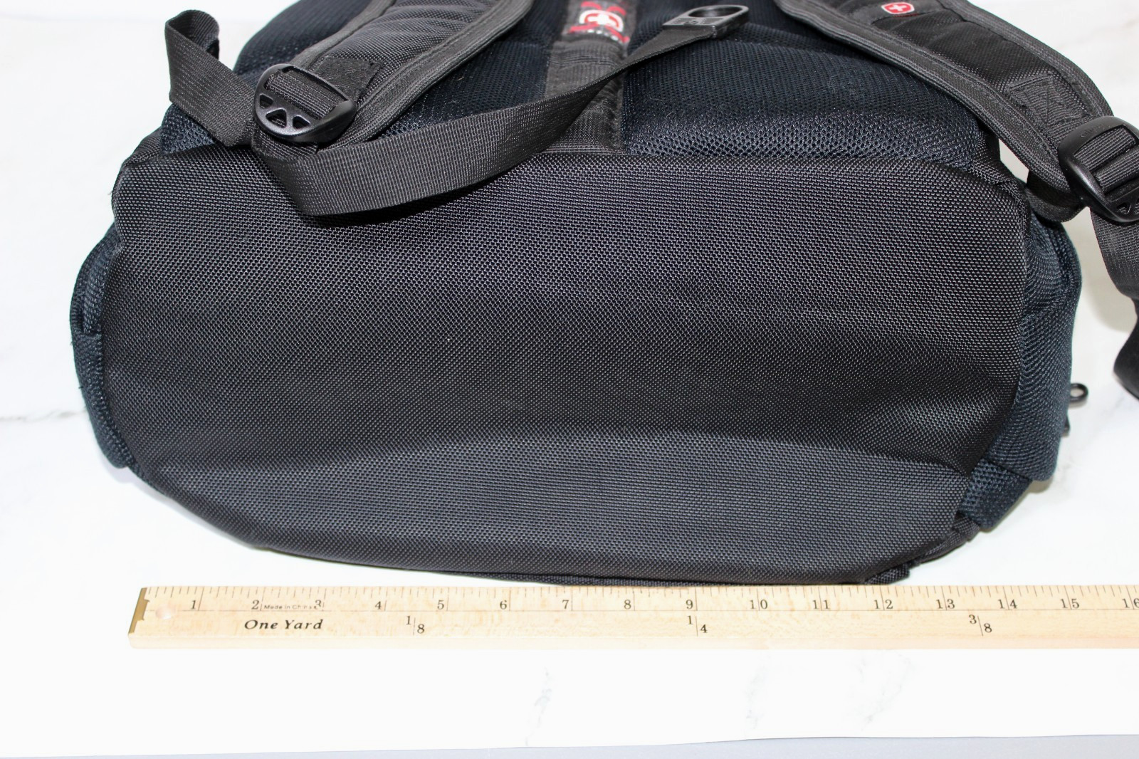 Swiss Gear Airflow Laptop Tablet Backpack Black Scan Smart Compartments