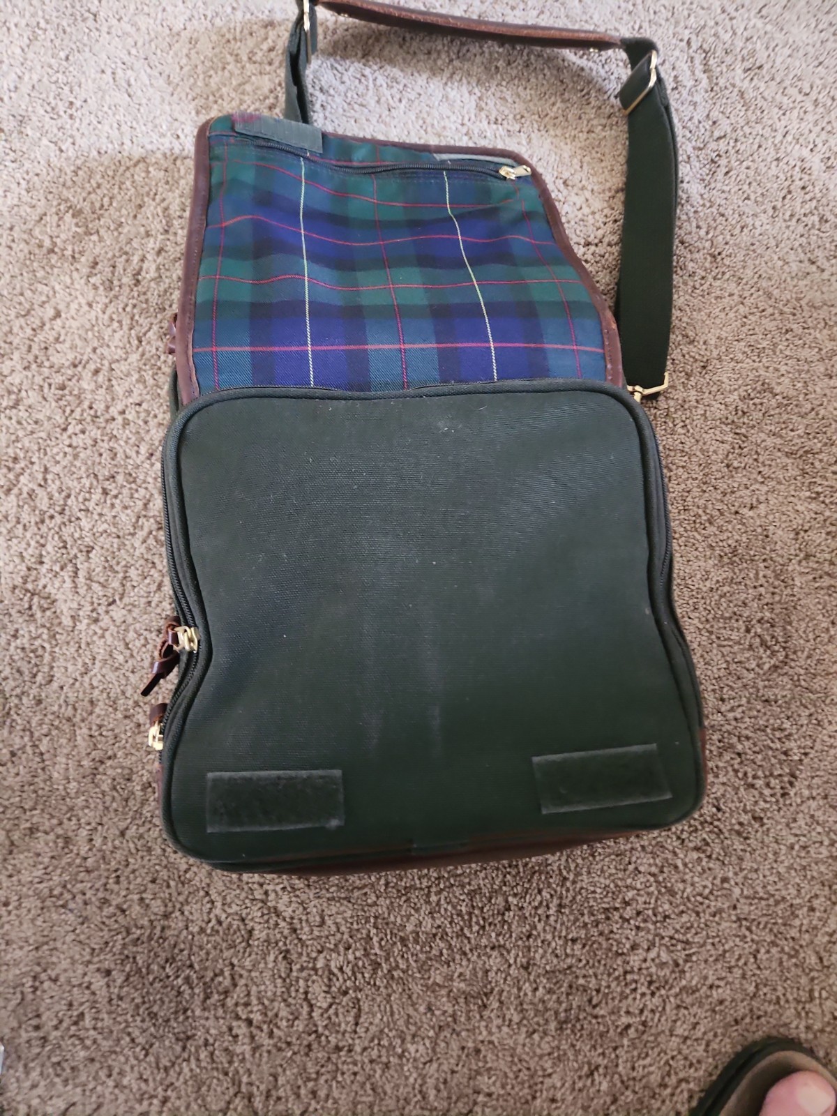 Vintage Orvis Canvas Leather Green Brown Travel Bag Messenger