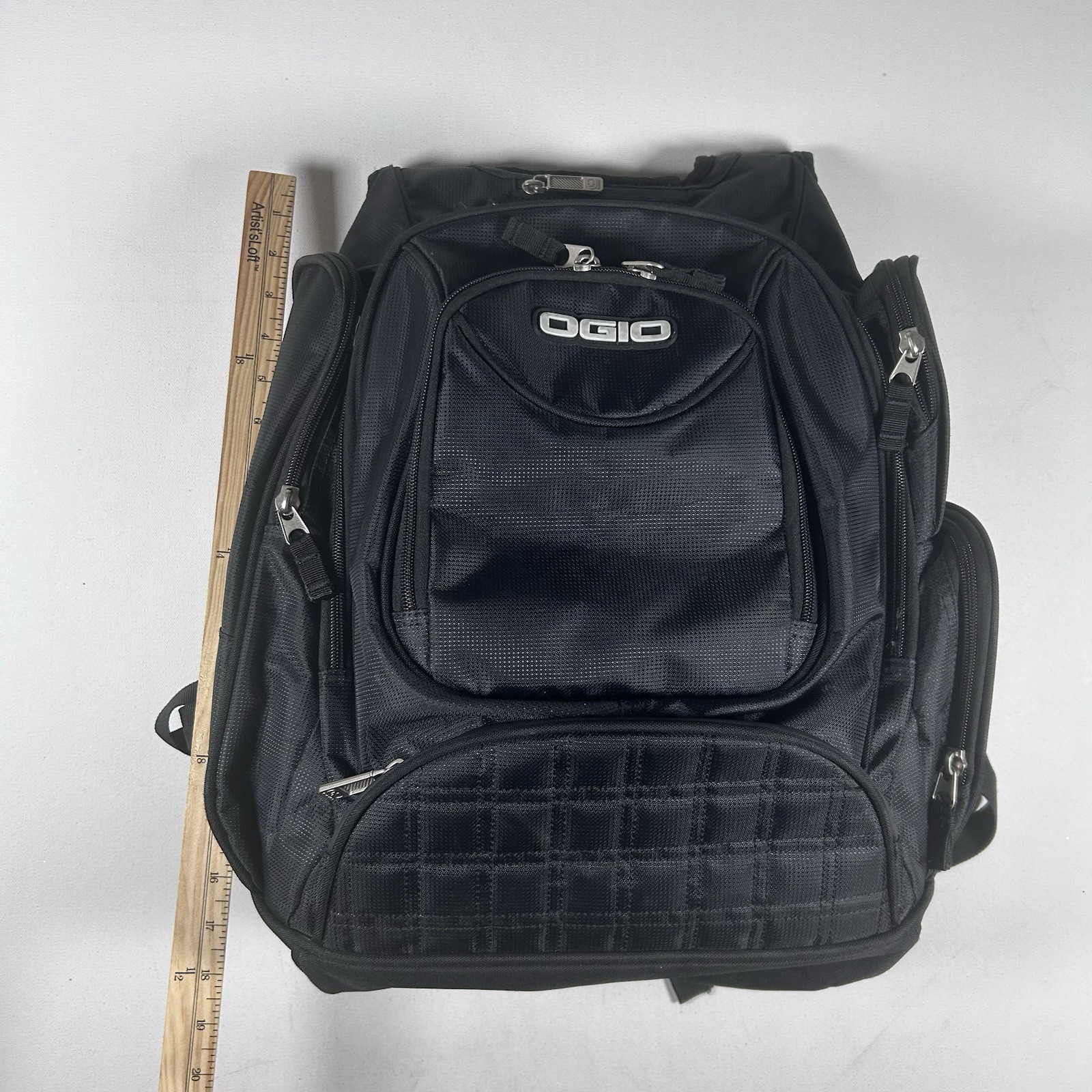 OGIO Metro Street Backpack 8 External Pockets Audio Tech Laptop Pocket 🔥🔥🔥