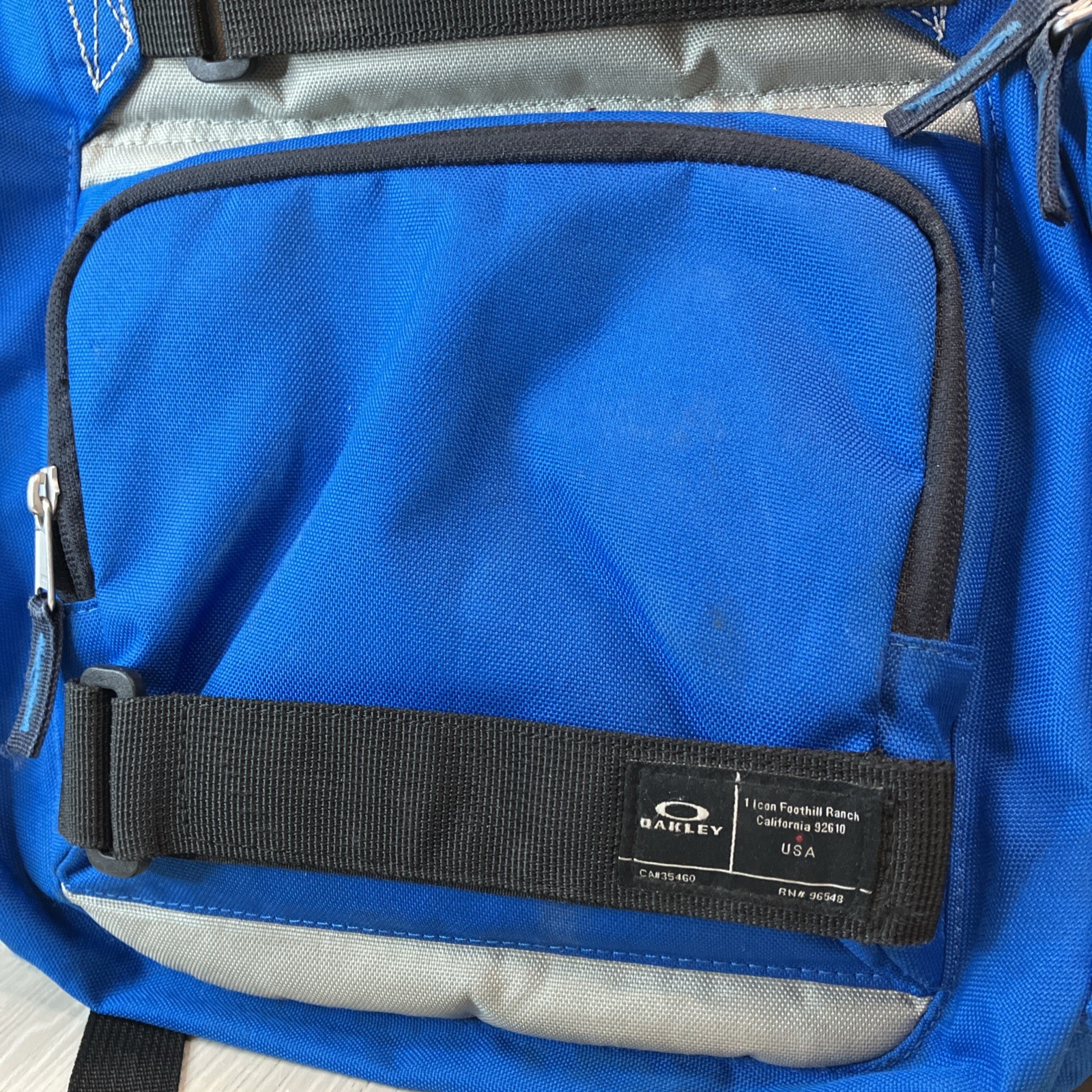 Oakley Y2K Backpack FA15 Large Cushion Pocket Laptop 19x14x6 USA Blue NICE!