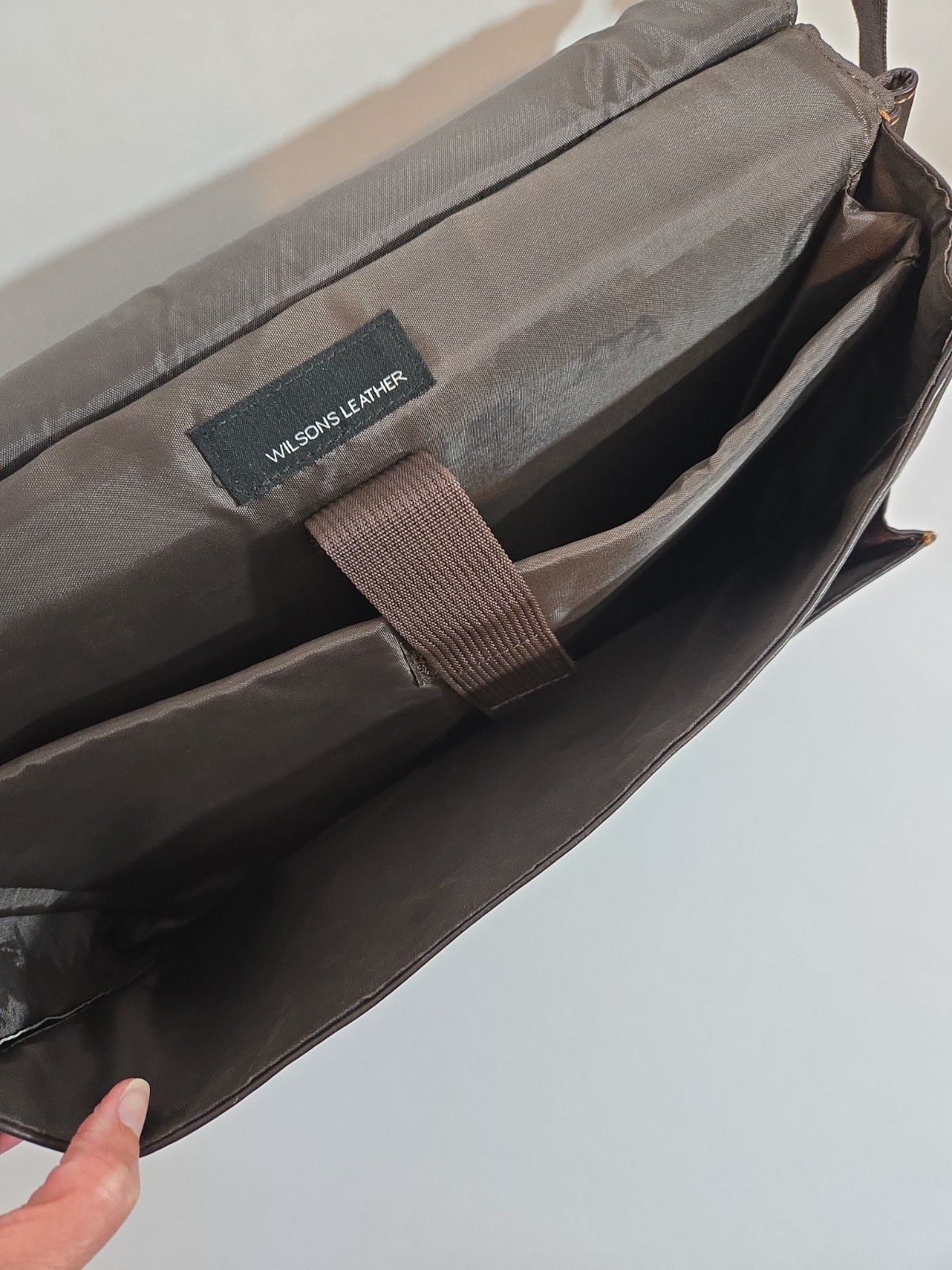 Wilson Leather Brown Laptop Carrying Case Computer Bag Briefcase Messenger Bag