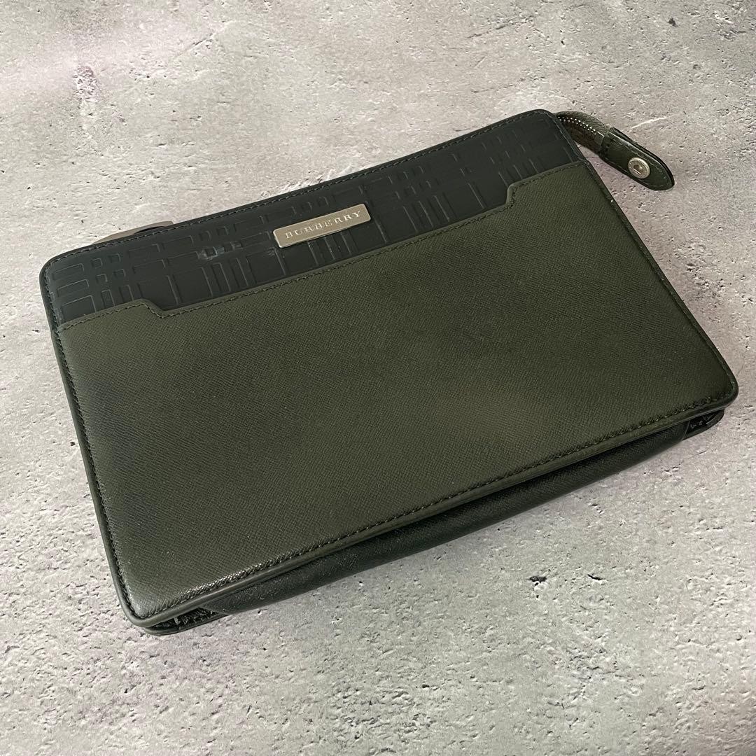 Authentic Burberry Green Leather Shoulder Bag 26cm x 18cm Excellent Condition