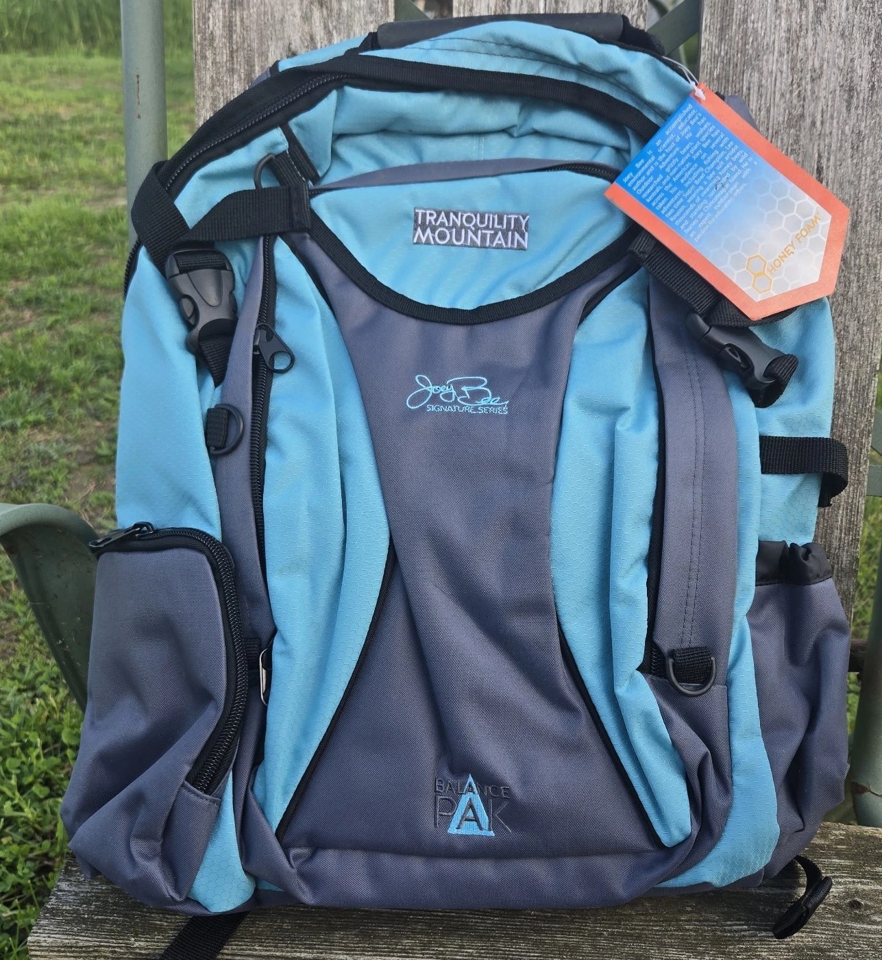 Tranquility Mountain 37 Liters Balance Pak Joey Bee Trekking Hiking Backpack 18′