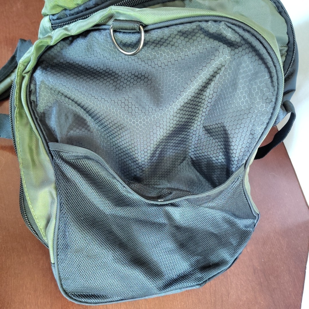 Swiss Tech Urban Trek Green Duffle Bag 28”x15”x12.5”