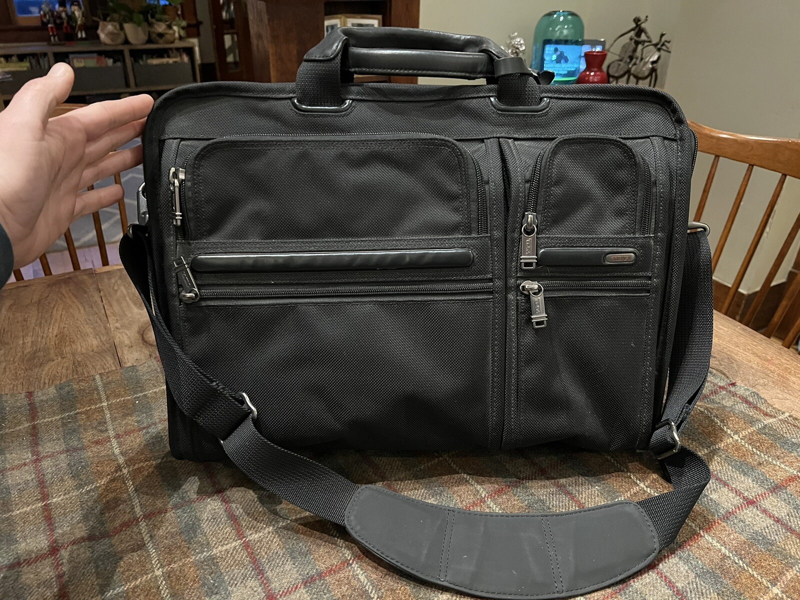 Tumi Nylon Briefcase Laptop Bag Messenger Black, Handles, Removable Strap