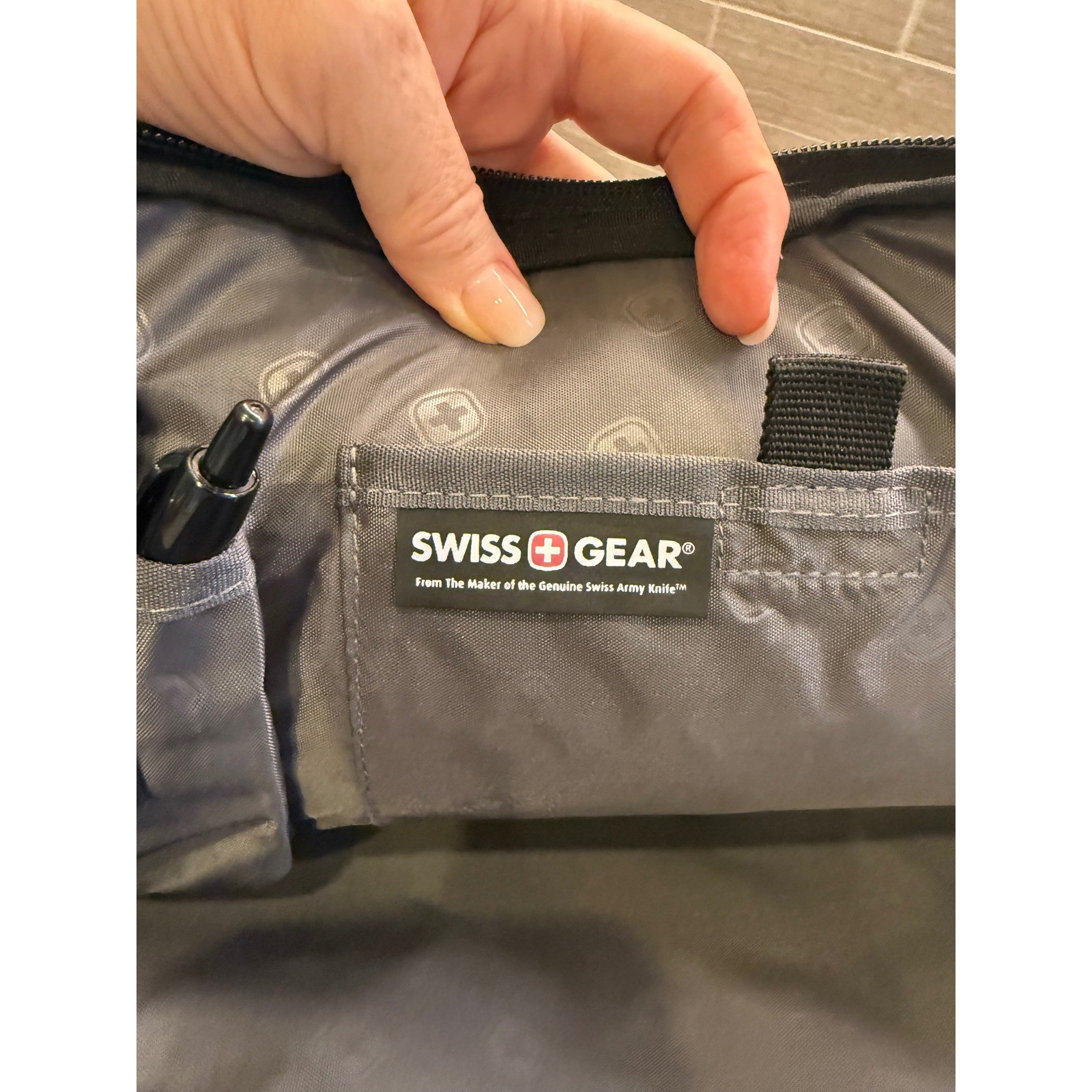Swiss Gear Black and Gray Crossbody/Shoulder Travel Bag with Strap, Pockets