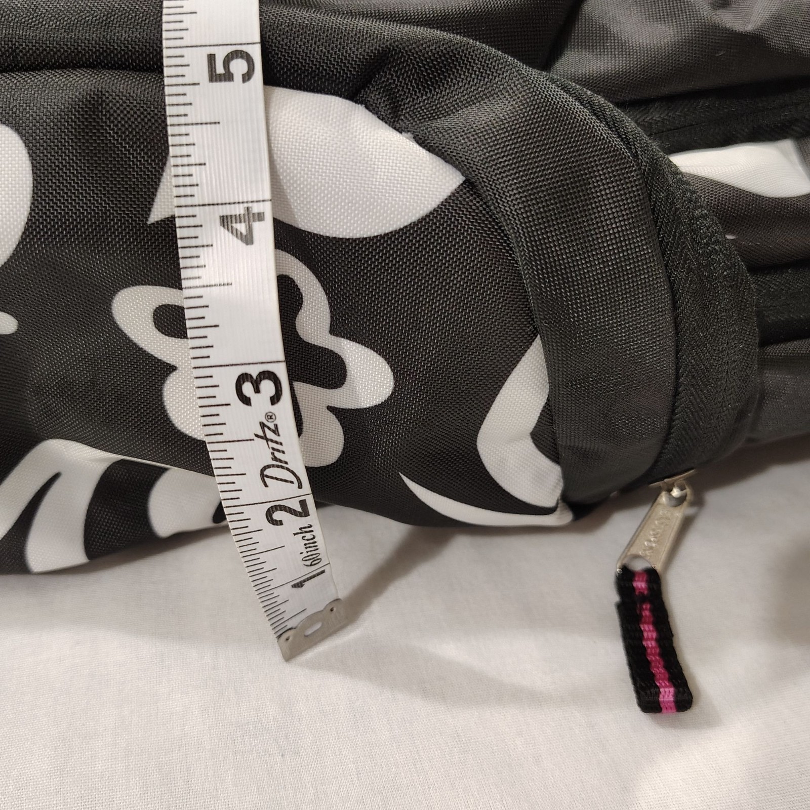 EastSport Black White Floral Backpack Multiple Compartments Adjustable Straps