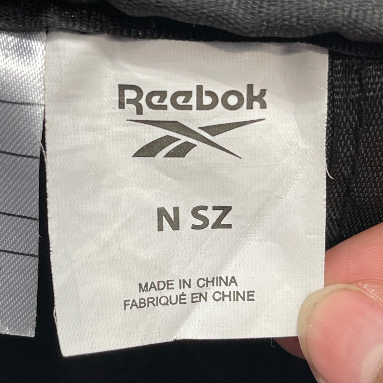 Reebok RWS2C2087TJ Black Crossbody Adjustable Strap Logo 043516 Travel Side Bag