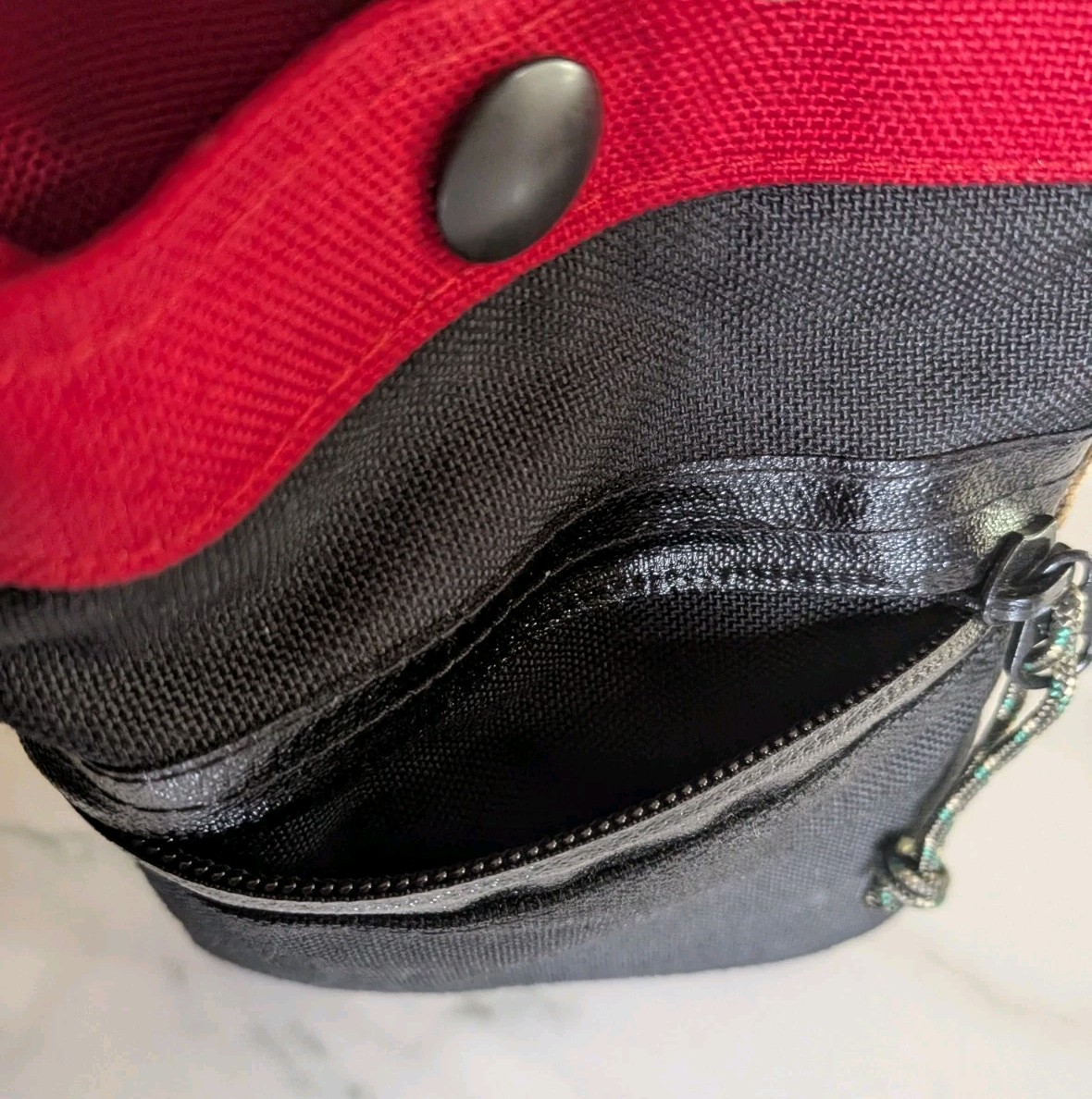 EPPERSON MOUNTAINEERING Sacoche Shoulder Bag Crossbody Cord Strap MultiColor EUC