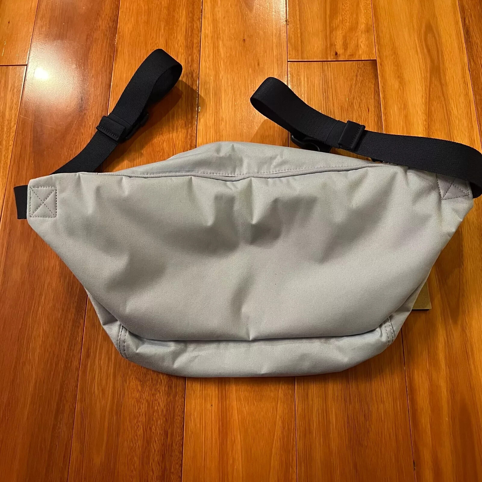 Nike Tech Carolina Blue Hip Fanny Pack Crossbody Travel Bag Adult BA5751 479 NEW